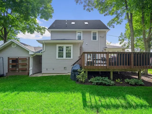 304 N Scott ST, Wheaton, IL 60187