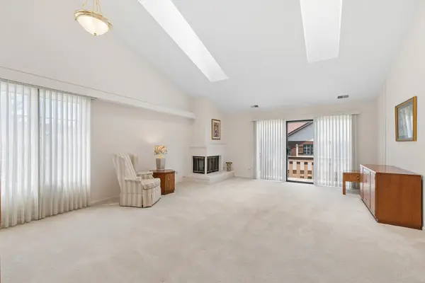 7822 W Arquilla DR #7822, Palos Heights, IL 60463