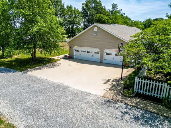 923 Sycamore RD, Carbondale, IL 62901