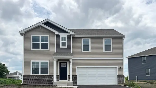 512 Adirondack CT, Joliet, IL 60436