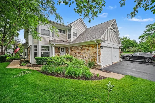 22 Delaware CT, Schaumburg, IL 60193