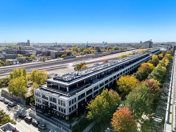 1001 W 15th ST #318, Chicago, IL 60608