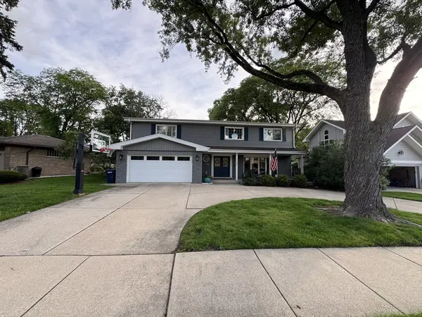 5208 Ellington AVE, Western Springs, IL 60558