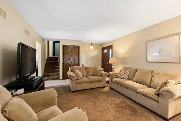 3700 W 120th PL, Alsip, IL 60803