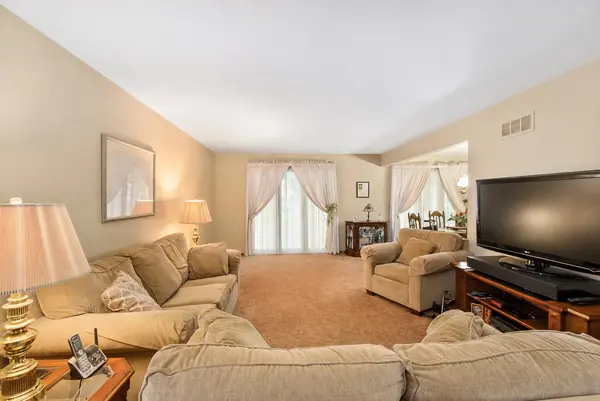 3700 W 120th PL, Alsip, IL 60803