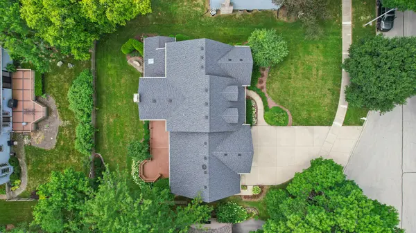 510 Cloverleaf CT, Naperville, IL 60565
