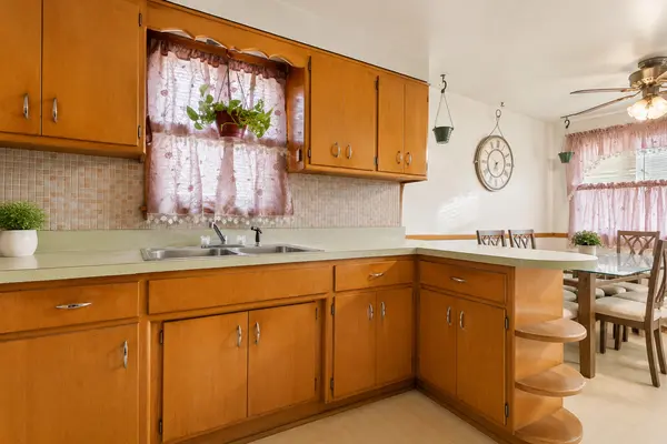 12347 S Elizabeth ST, Calumet Park, IL 60827