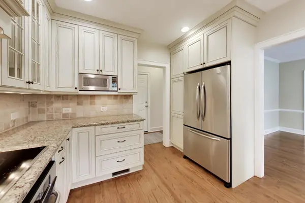 931 Pontiac RD, Wilmette, IL 60091