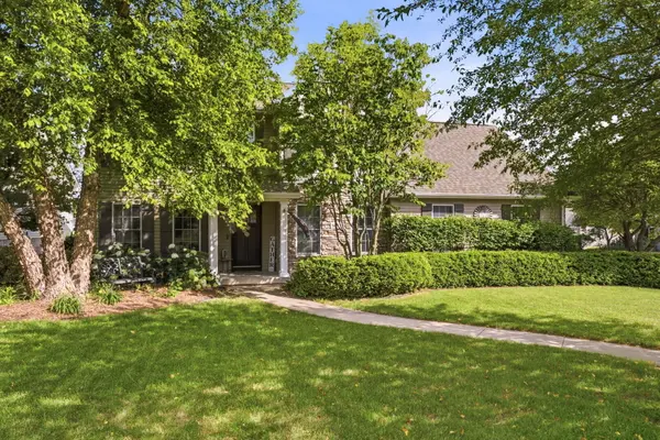5679 Appleton RD, Bettendorf, IA 52722