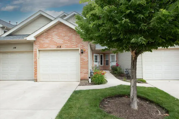 112 GOLFVIEW DR #112, Glendale Heights, IL 60139