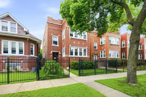 5233 W Potomac AVE, Chicago, IL 60651