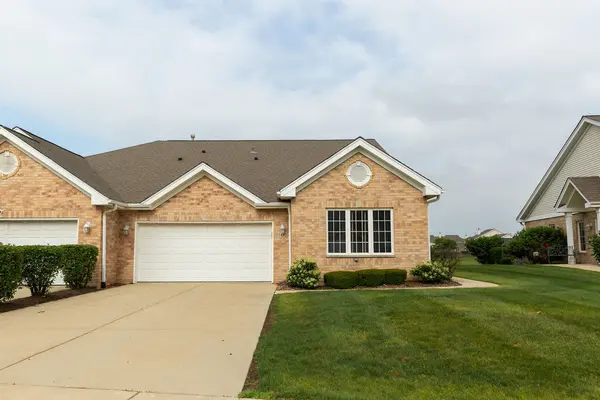 11432 FOXWOODS DR, Oak Lawn, IL 60453