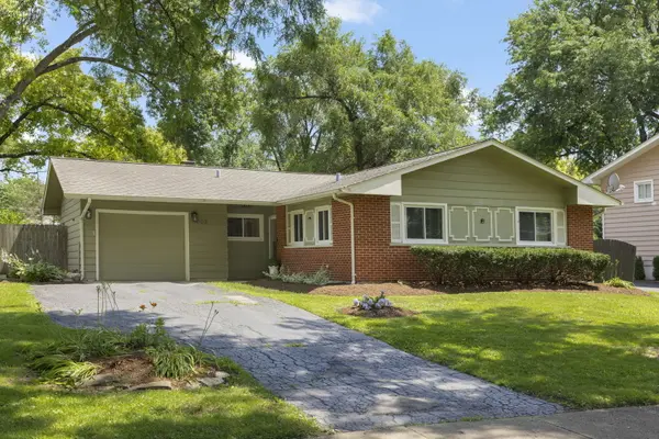 2S603 Gray AVE,  Lombard,  IL 60148