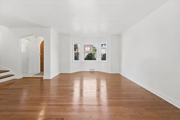 10141 S Rhodes AVE, Chicago, IL 60628