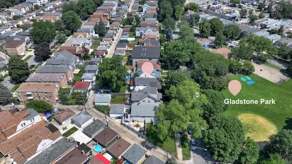 5414 N Menard AVE, Chicago, IL 60630