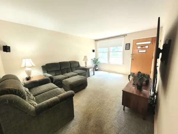 14545 Avers AVE, Midlothian, IL 60445