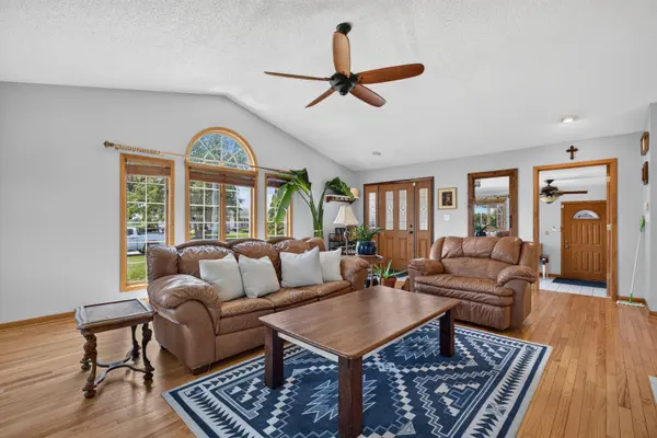 1722 Sharon RD, Streator, IL 61364