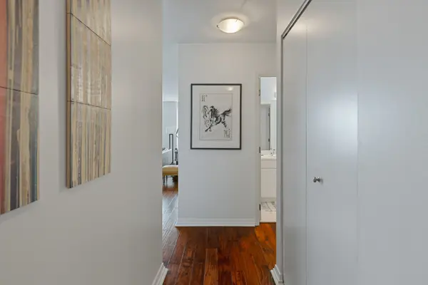 33 W Ontario ST #30H, Chicago, IL 60654