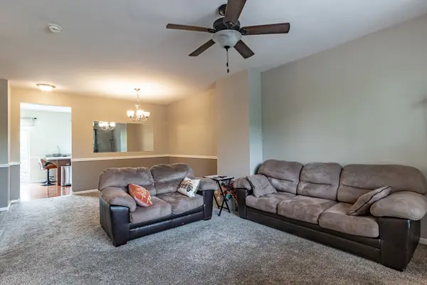 1631 Station Park DR, Grayslake, IL 60030