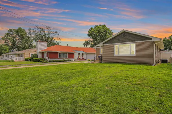 615 E Newkirk ST, Tuscola, IL 61953