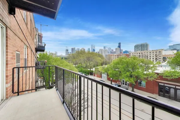647 N Green ST #301, Chicago, IL 60642