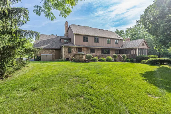 6535 Stockbridge LN, Long Grove, IL 60047