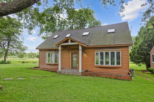 2806 Russet RD, Mchenry, IL 60050