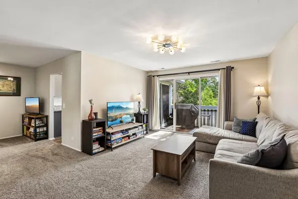 1307 Cromwell CT #1307, Vernon Hills, IL 60061