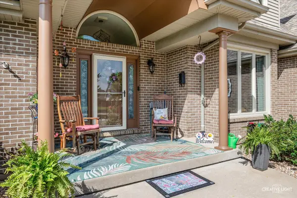 1011 Erins Glen DR, Joliet, IL 60431