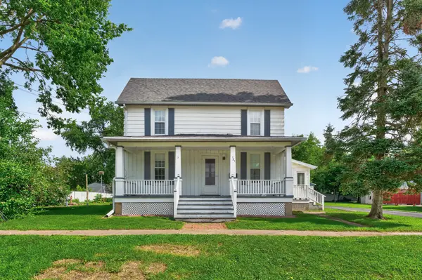 121 W 6TH ST, Byron, IL 61010