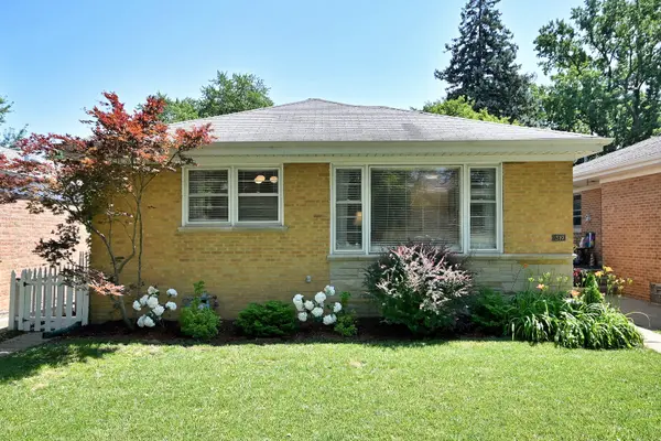 319 Dodge AVE, Evanston, IL 60202