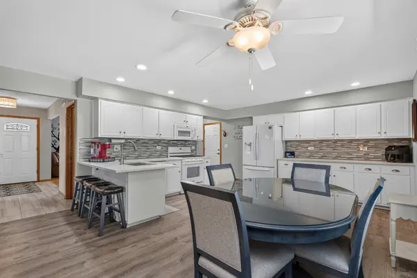 15255 Rosarie DR, Homer Glen, IL 60491