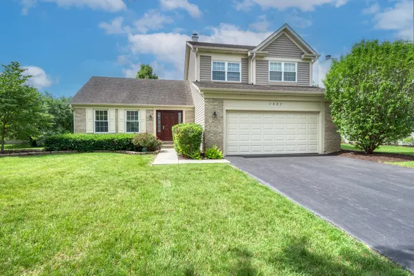 1327 Northgate DR, Bartlett, IL 60103