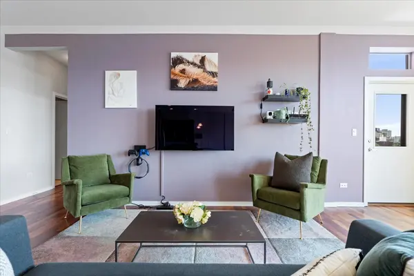1825 N Winnebago AVE #403, Chicago, IL 60647