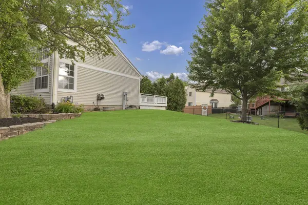 1414 Montauk CT, Bartlett, IL 60103