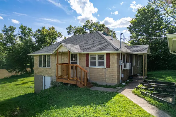 2191 Toms RD, Rockford, IL 61109