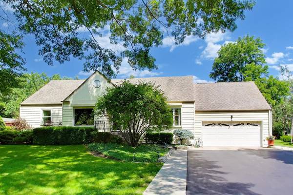 103 Cottonwood RD,  Northbrook,  IL 60062