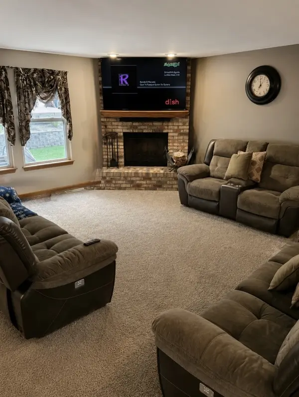 720 Ridge DR, Marengo, IL 60152