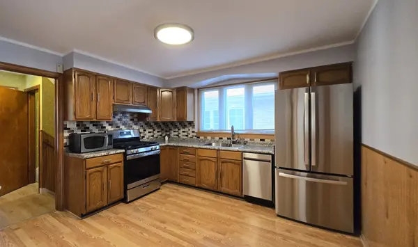 4855 S Tripp AVE, Chicago, IL 60632