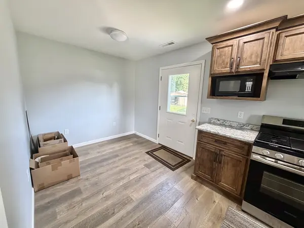 101 N RAILROAD ST, Patoka, IL 62875