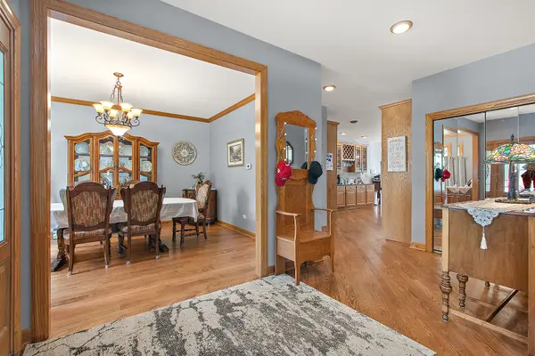 17324 Deer Creek DR, Orland Park, IL 60467