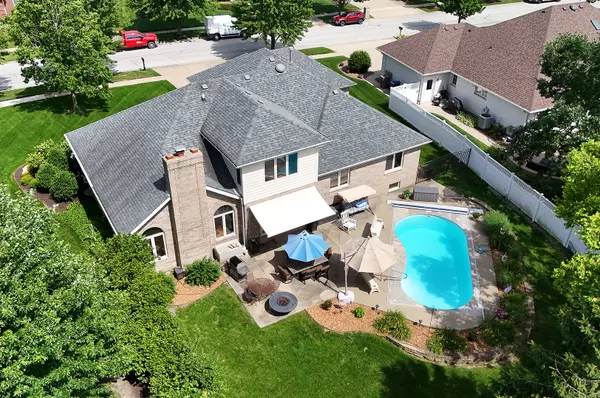 17324 Deer Creek DR, Orland Park, IL 60467