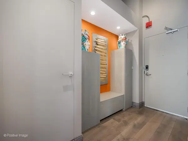 701 W Jackson BLVD #607, Chicago, IL 60661