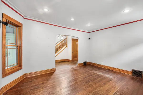 4938 N Hamlin AVE, Chicago, IL 60625