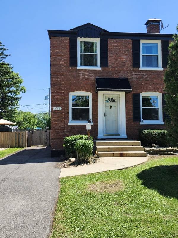 1953 Illinois ST, Des Plaines, IL 60018