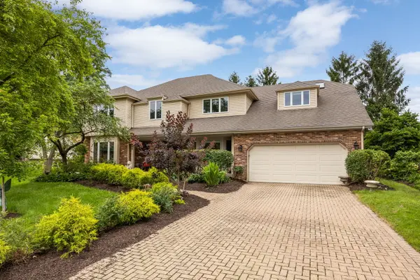 2311 Pepper Tree CT, Lisle, IL 60532