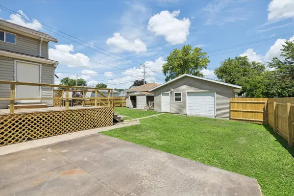 526 4th AVE S, Clinton, IA 52732