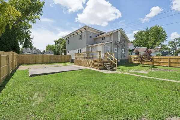 526 4th AVE S, Clinton, IA 52732