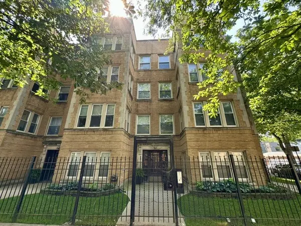 4056 N Sacramento AVE #2, Chicago, IL 60618