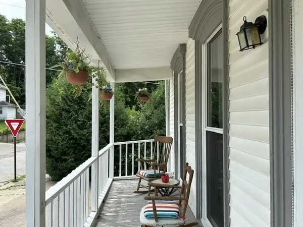 302 N Carroll ST, Mt. Carroll, IL 61053